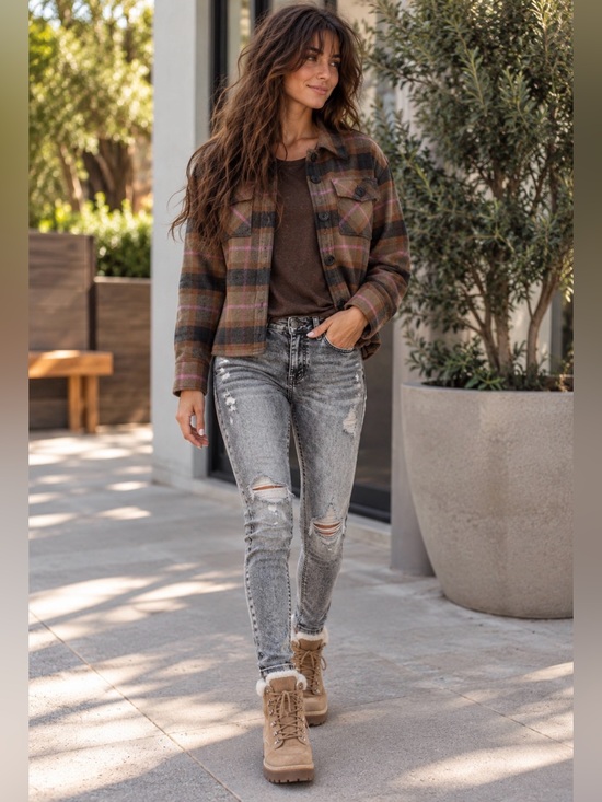 BB Dakota by Steve Madden Jackets & Blazers - NWOT BB Dakota by Steve Madden Plaid Boxy Shacket